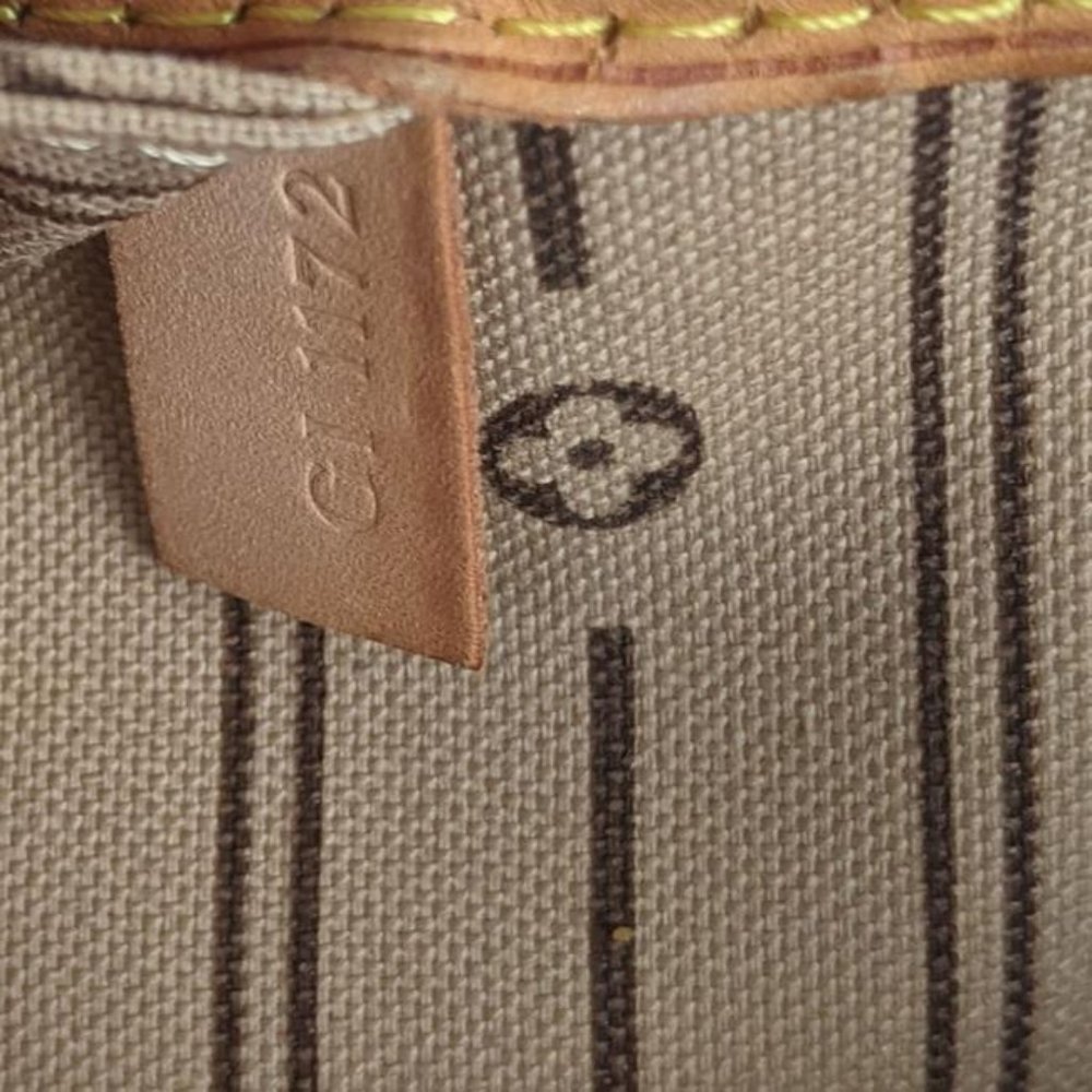 SOLD Louis Vuitton Neverfull MM Tote No Pouch - Picture 7 of 8